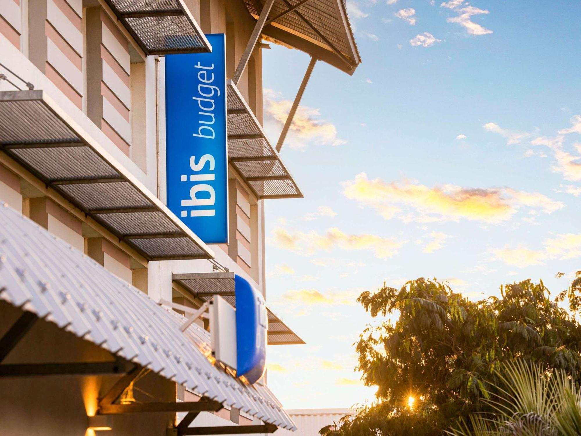 Ibis Budget Carcassonne Aeroport - A61 Экстерьер фото