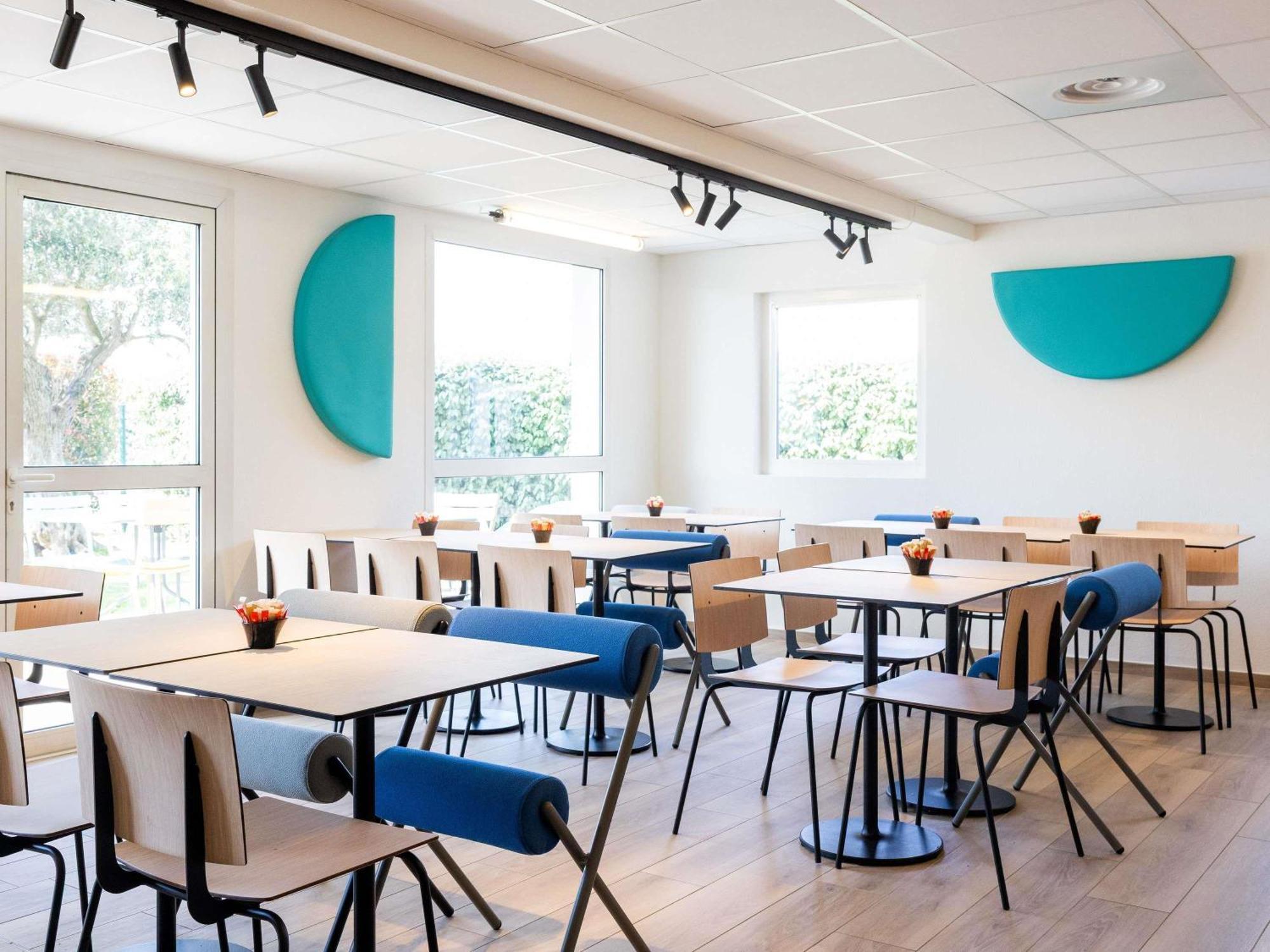 Ibis Budget Carcassonne Aeroport - A61 Экстерьер фото