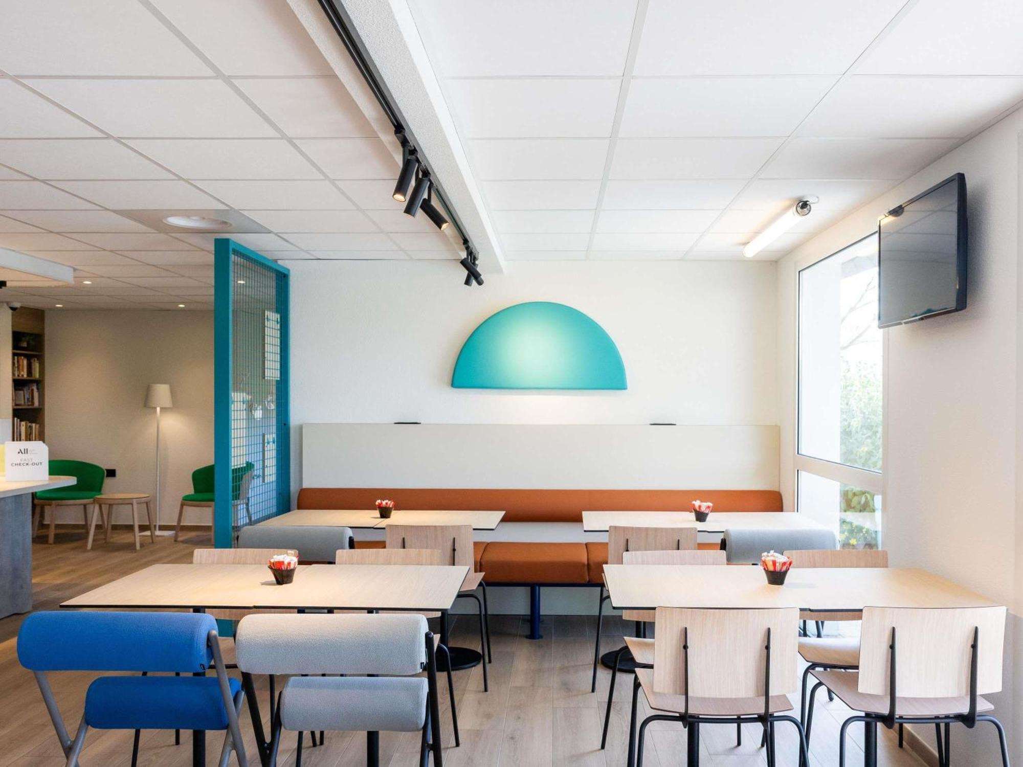 Ibis Budget Carcassonne Aeroport - A61 Экстерьер фото