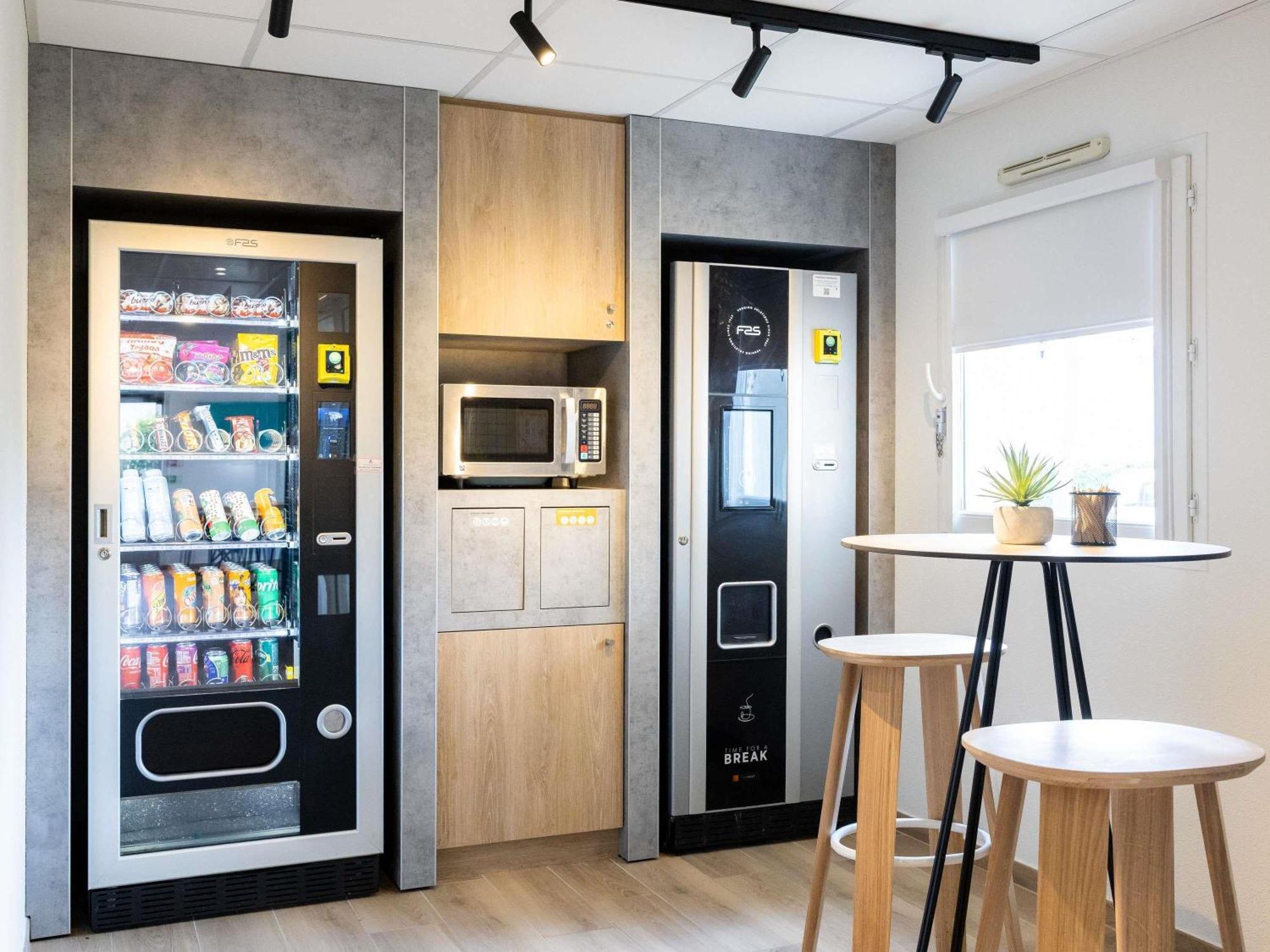 Ibis Budget Carcassonne Aeroport - A61 Экстерьер фото