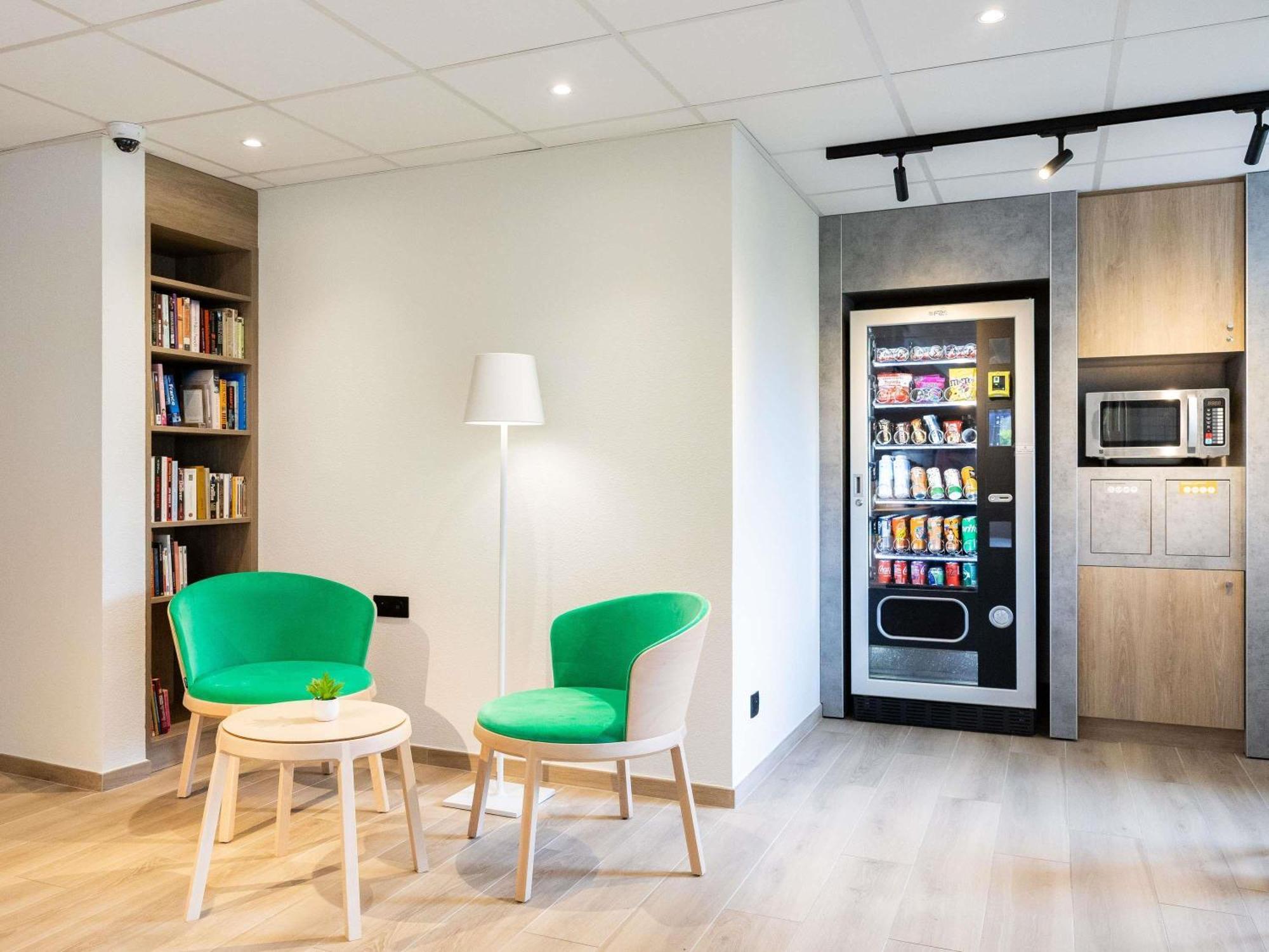Ibis Budget Carcassonne Aeroport - A61 Экстерьер фото